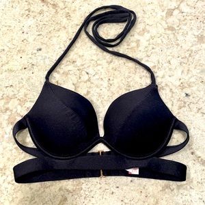 NWOT VICTORIA’S SECRET SWIM TOP